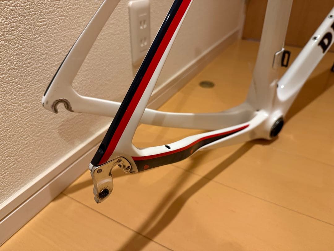 DE ROSA IDOL REVOカラー　フルカーボンフレームセット