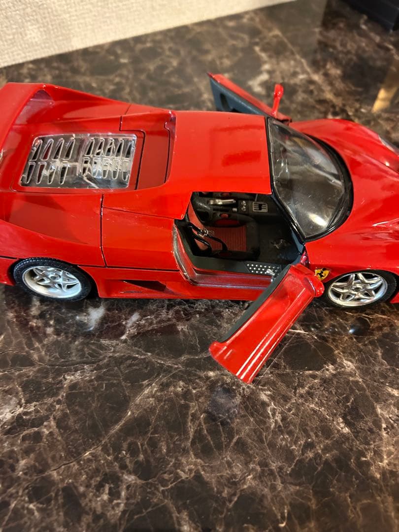 Ferrari F50 ダイキャストモデル 1/18 赤