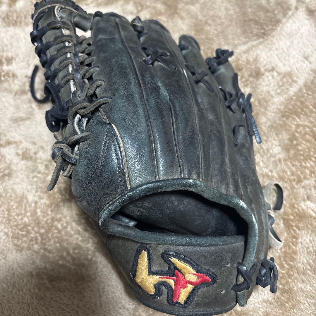 左利き硬式野球グローブ