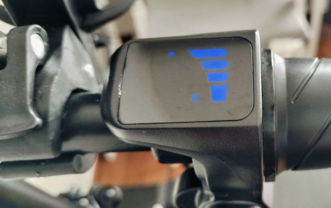 ★ほぼ新品★DEEPOWER★K300★タイヤスピルーあり★