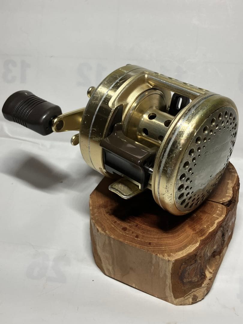 シマノカルカッタ201XTゴールド　左巻き巻き 1209-2