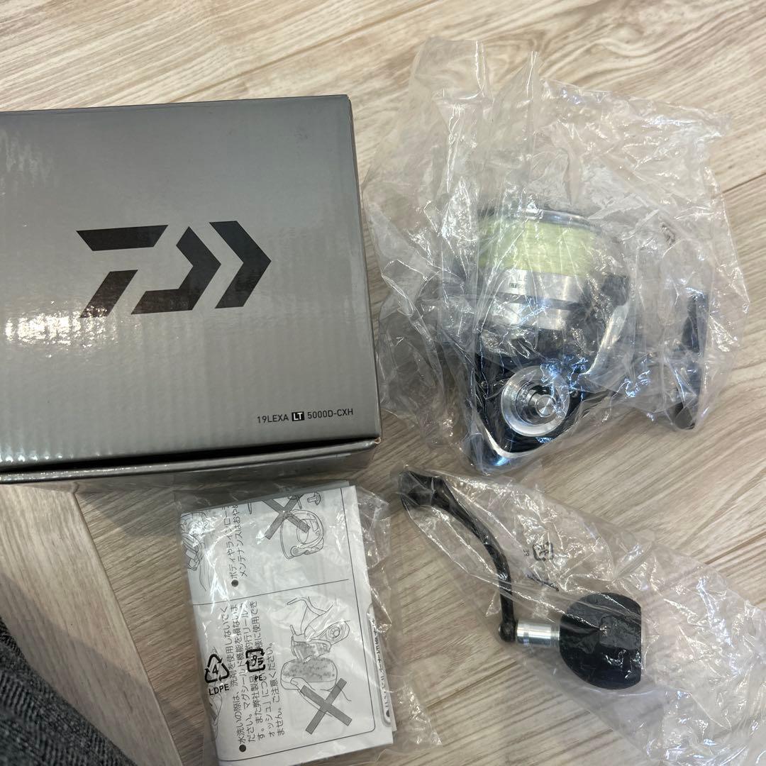 DAIWA LEXA LT 5000D-CXH スピニングリール
