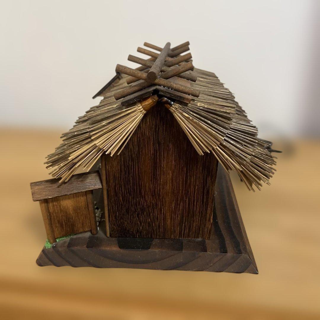 光る　日本家屋　伝統　点灯