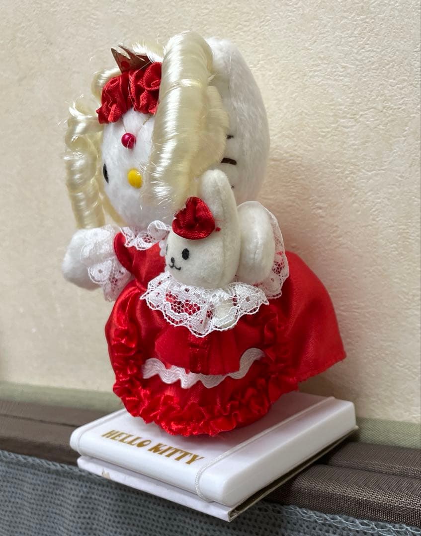 サンリオ、ハローキティ&ウサギ 、激レア2000年製品