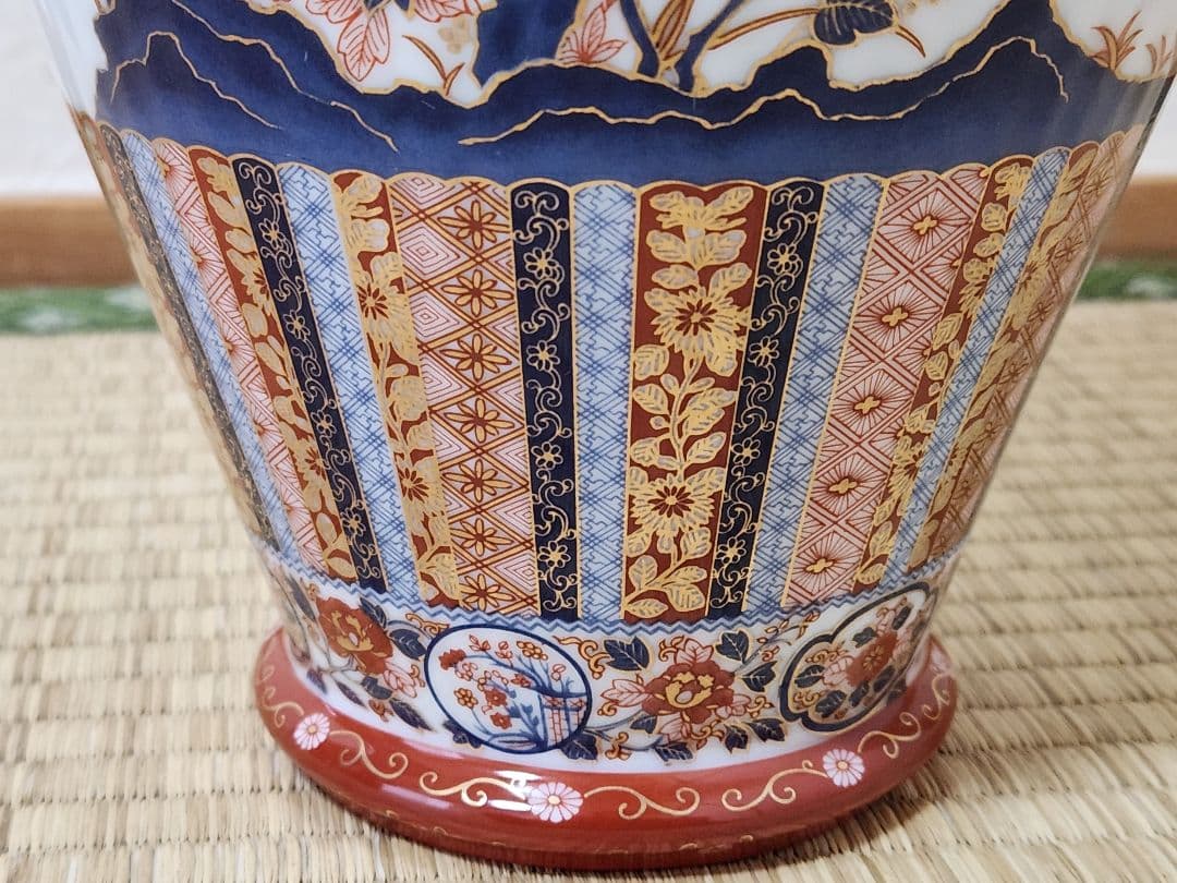 伊万里焼　色絵桜菊牡丹図蓋附大壺　栗田美術館監修　特別限定復刻版　1990年