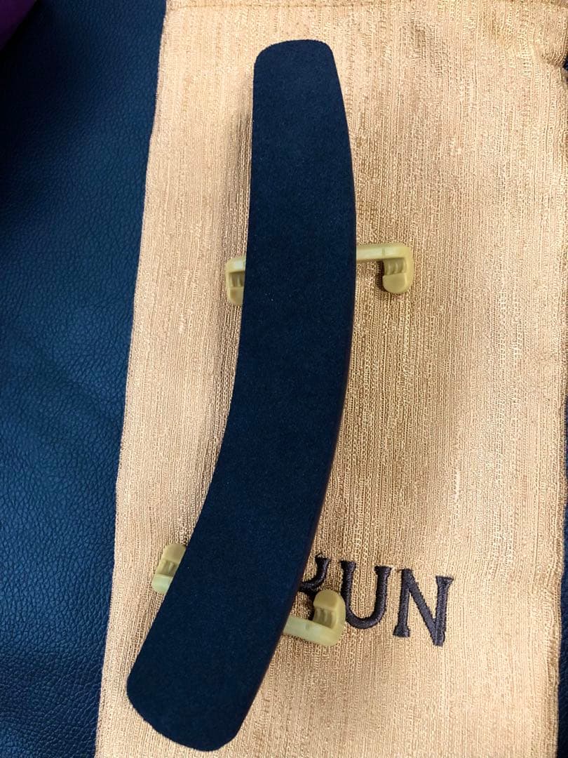 美品 kun bravo collapsible ヴァイオリン　肩当て 4/4