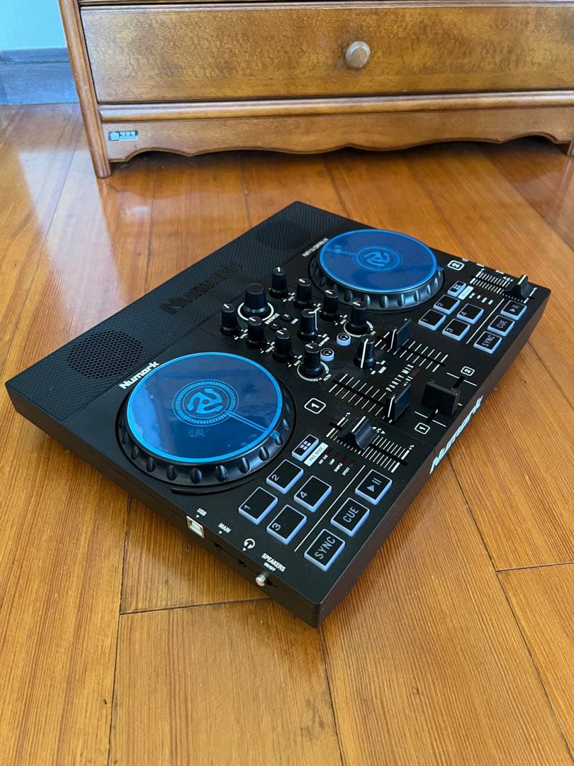 美品⭐︎Numark Party Mix Live DJコントローラー
