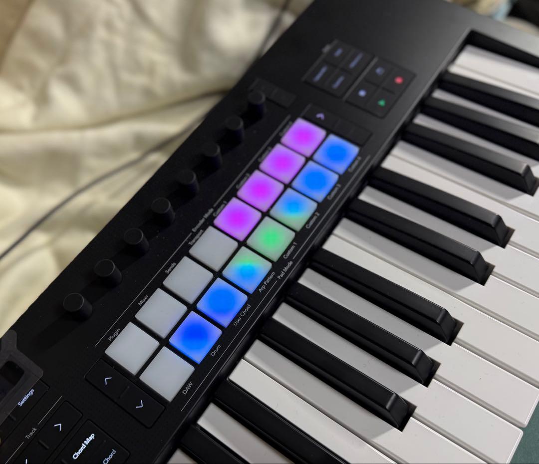 鍵盤楽器 Novation Launchkey MK4 37