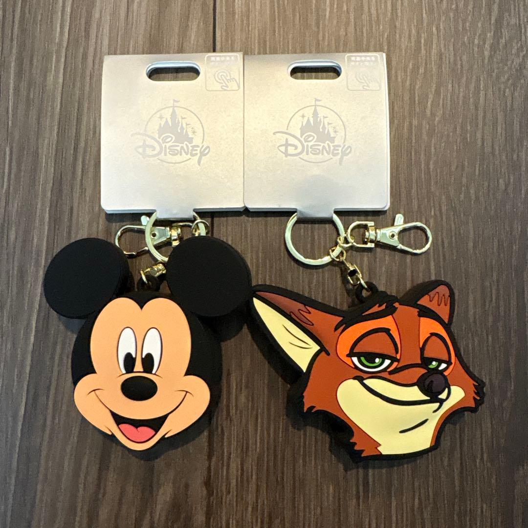 ディズニー　キーホルダー　キーチェーン　トーキング　ニックとミッキー　2種類