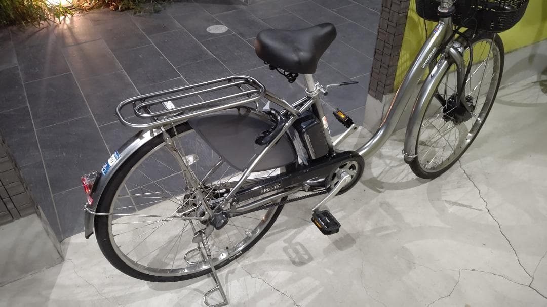 2022年式　フロンティア・デラックス　ブリヂストン　26型