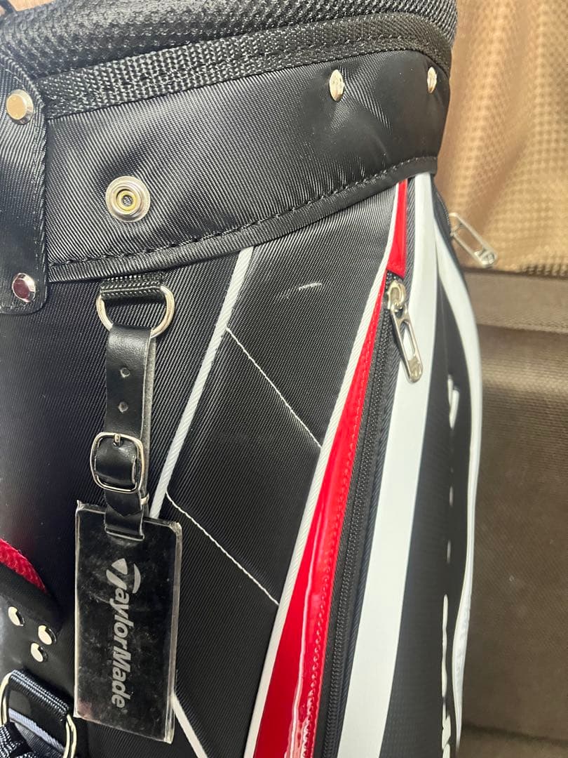 TaylorMade 9型キャディバッグ
