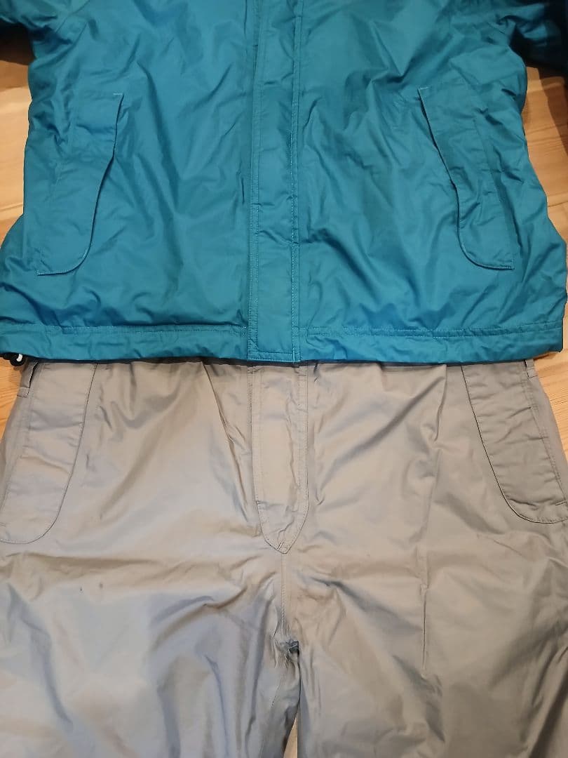 ★特価　値下げ　DAIWA　防寒着　真冬(グリーンに近い青色)