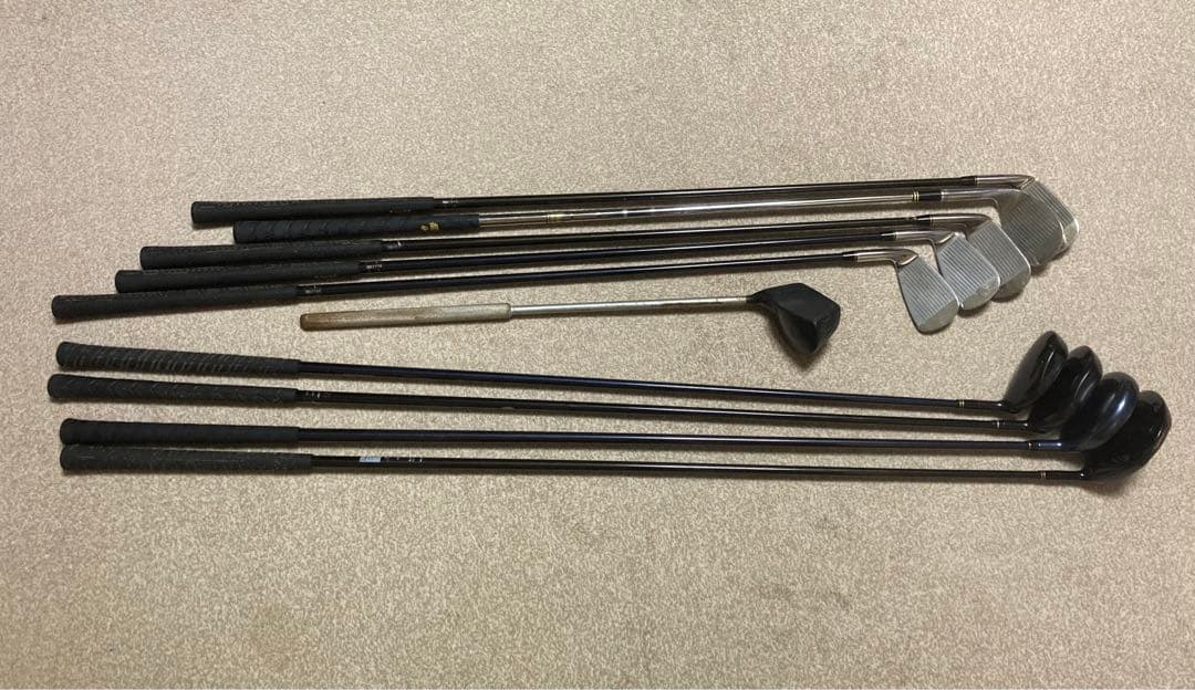 Black&Whiteゴルフバッグ アイアン ドライバー おまけ付き