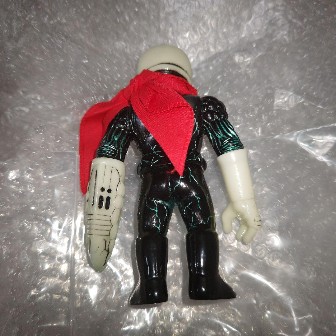 リアルヘッド　モンキーカオスマン　ソフビ