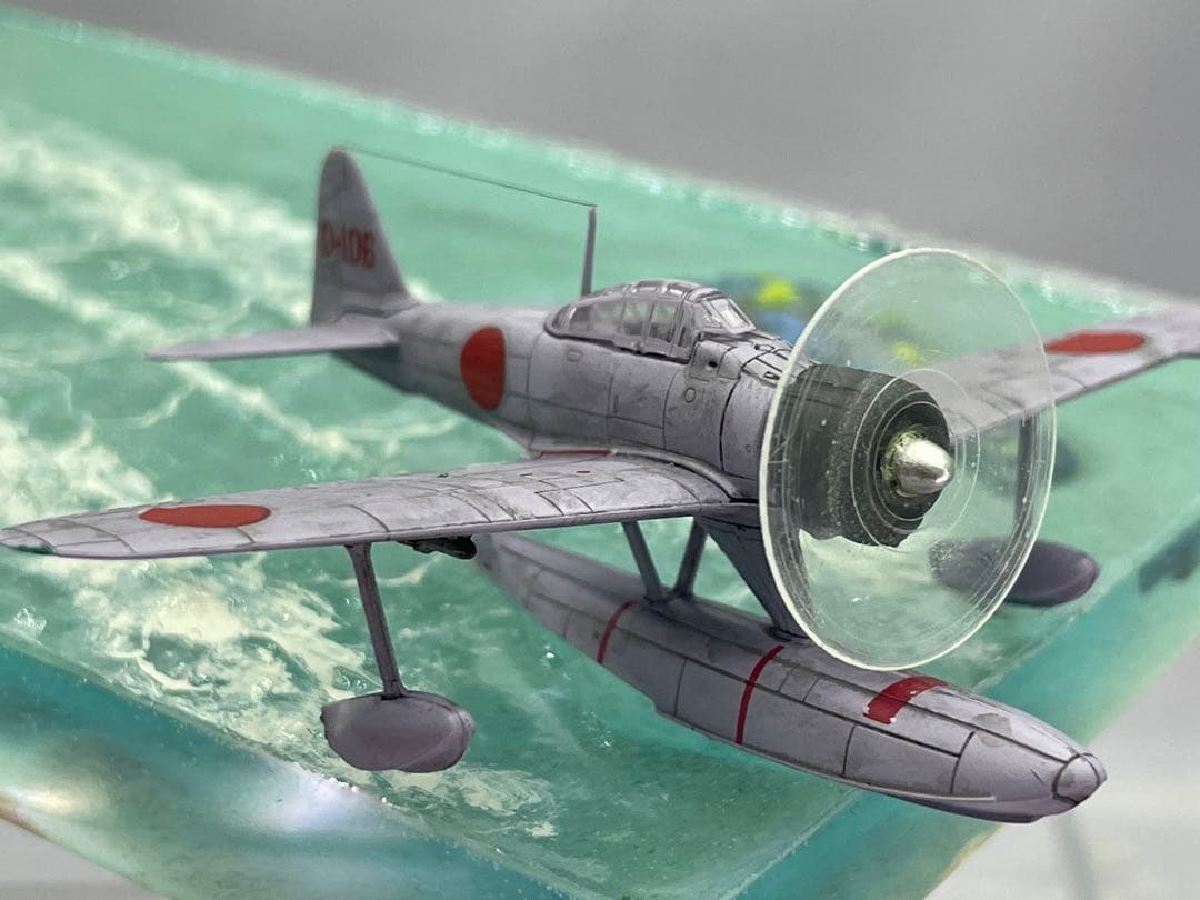 基地から飛び立つ二式戦闘機　レジン　ジオラマ