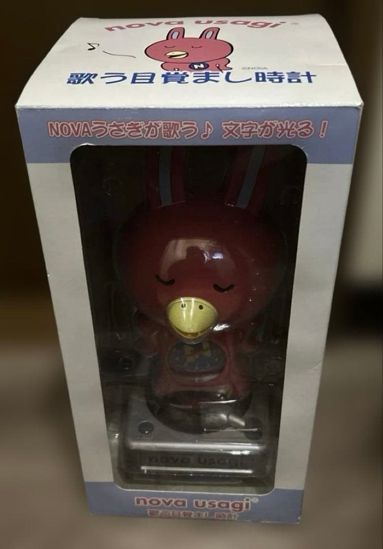 nova usagi 平成レトロ　目覚まし時計　置物