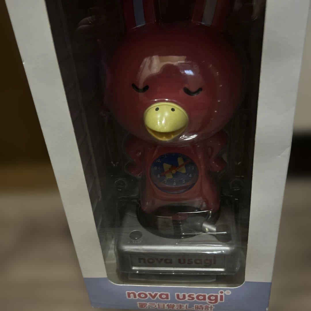 nova usagi 平成レトロ　目覚まし時計　置物