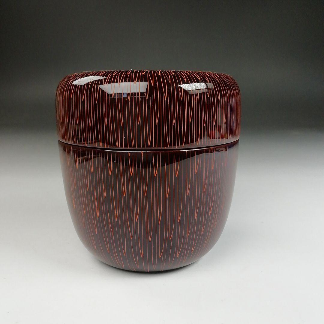 Ｔ８３３　棗　『朱菊彫り』『中棗』『関翠雲 作』　共箱　茶道具