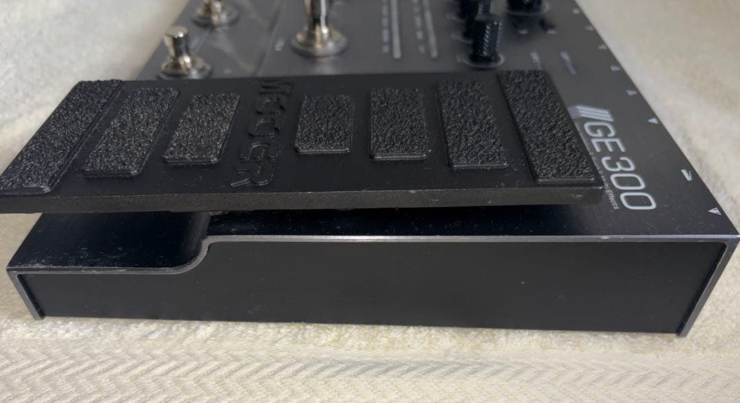 MOOER GE300 ギターエフェクター