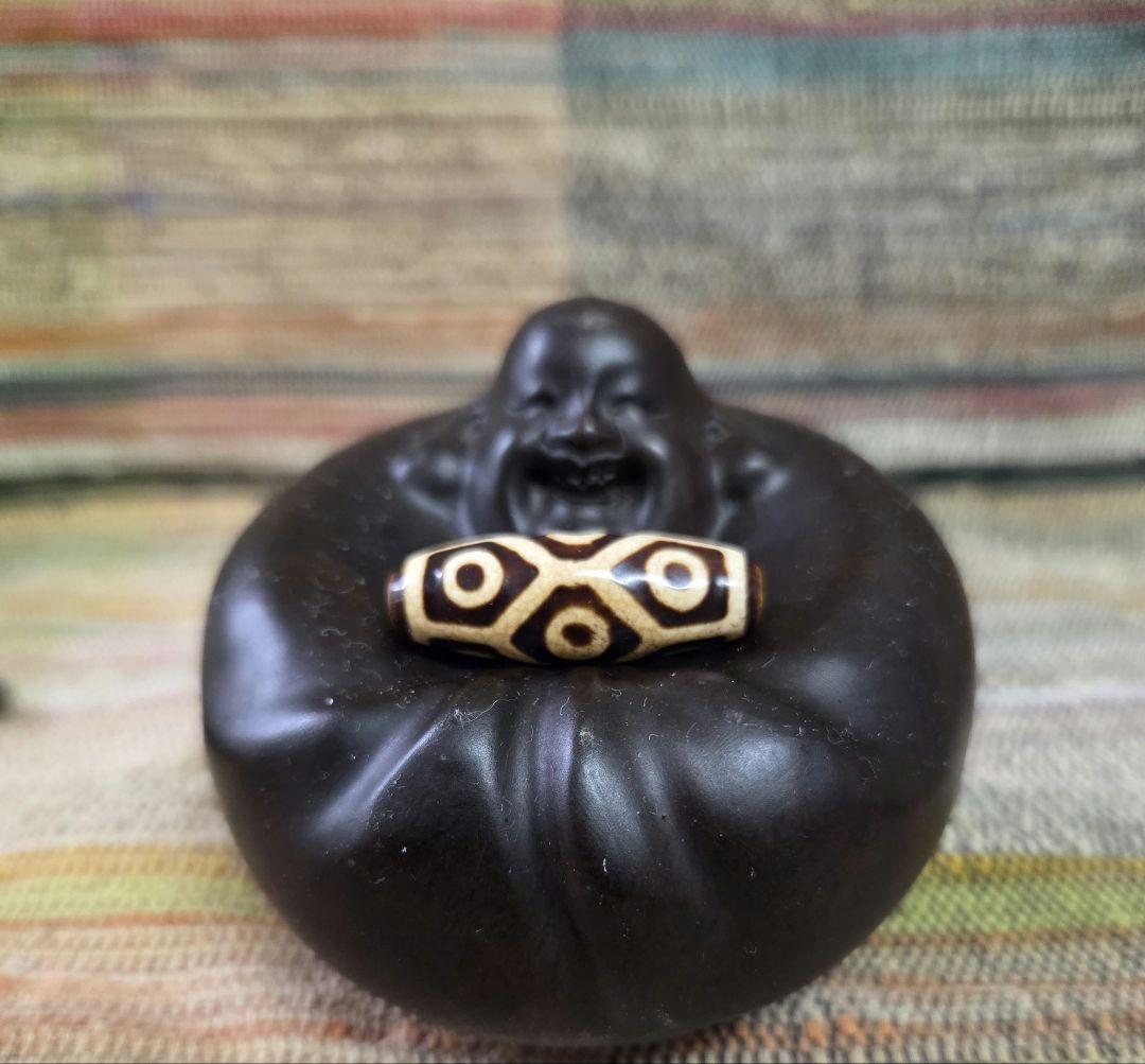 908　天珠　上肯　亀甲長壽九眼天珠　dzibeads！