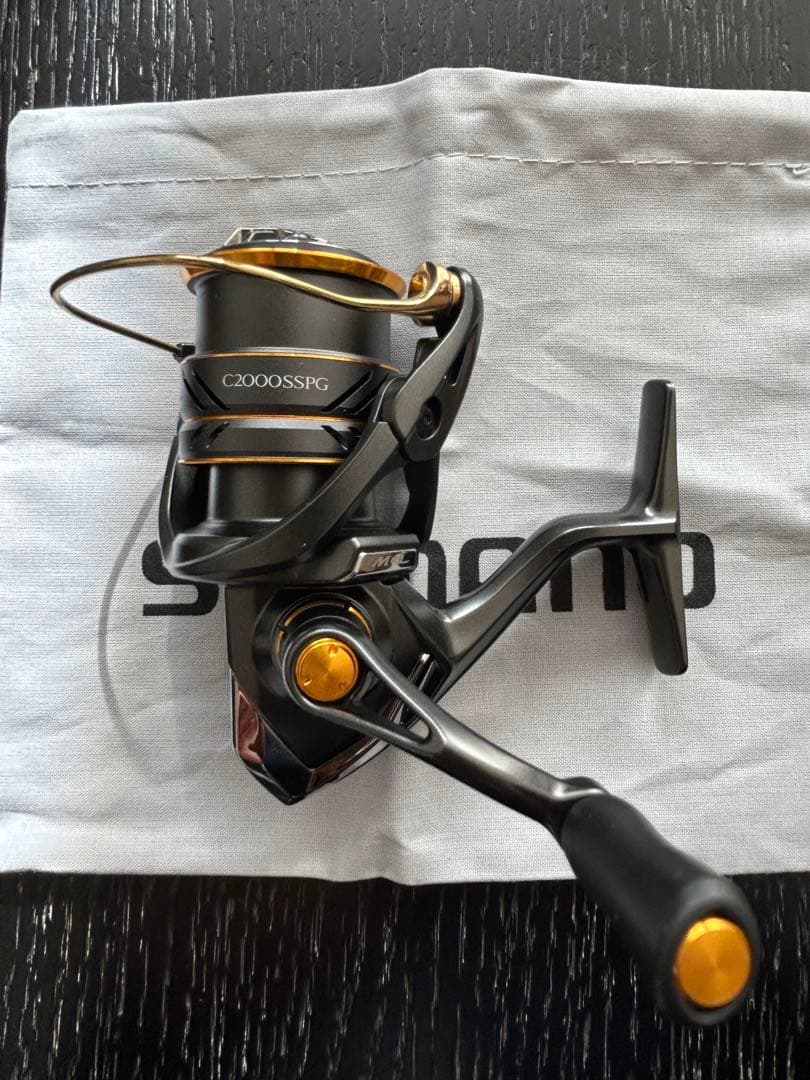 【極美品】シマノ C2000SSPG Soare XR スピニングリール