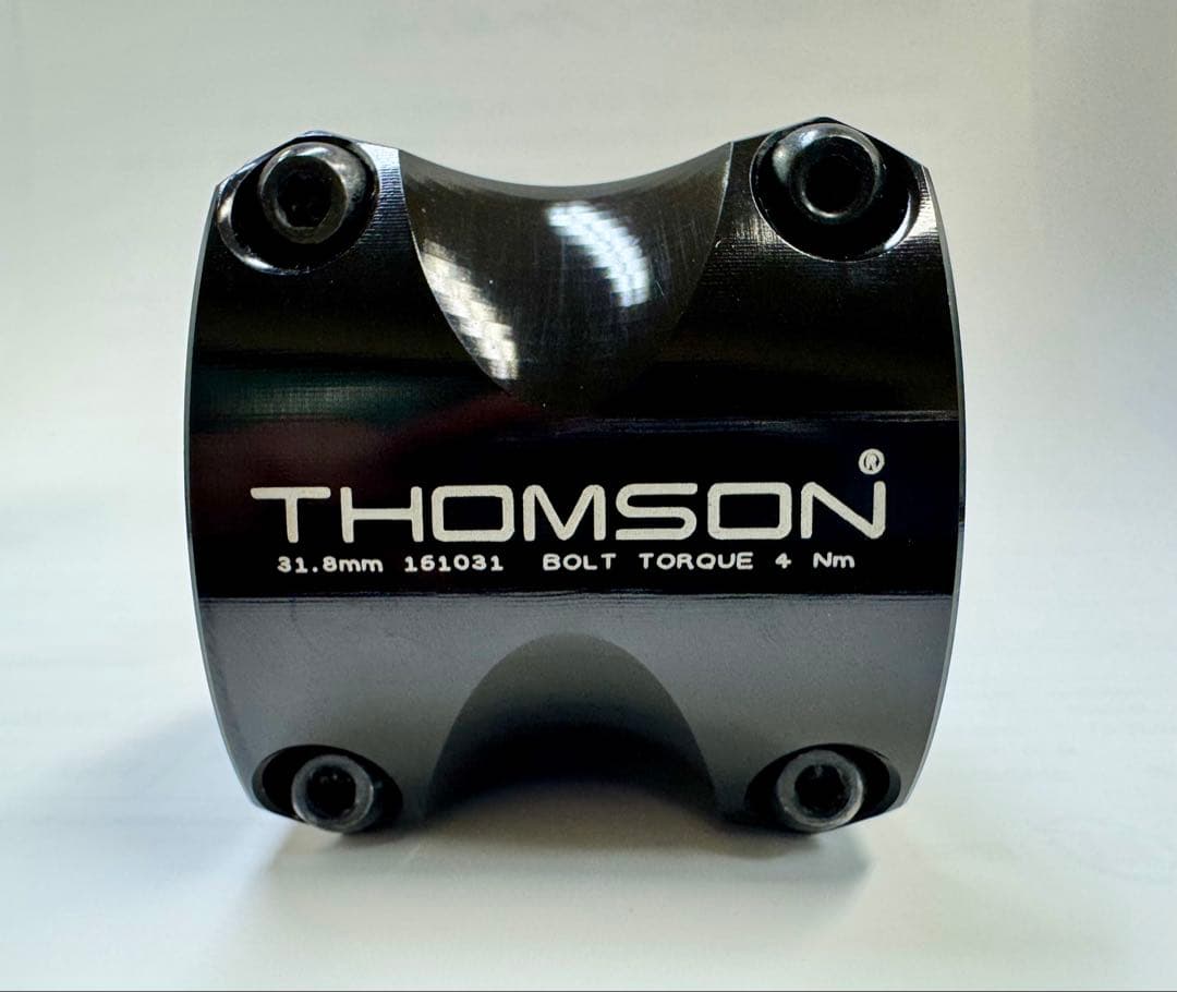 THOMSON X4 ステム ブラック アルミニウム