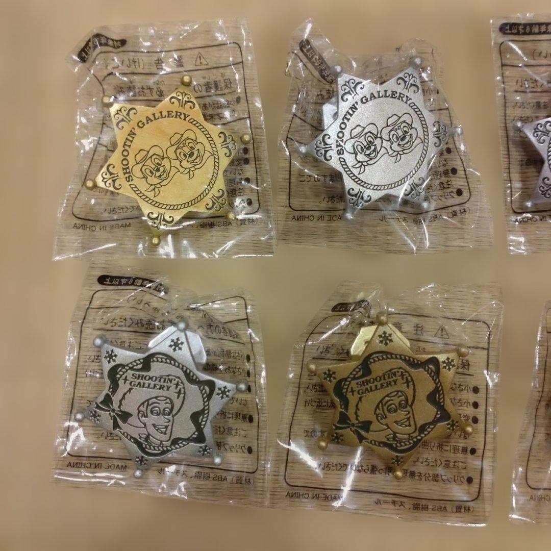 ディズニーリゾート ゲーム景品 ピンバッジなど 58点