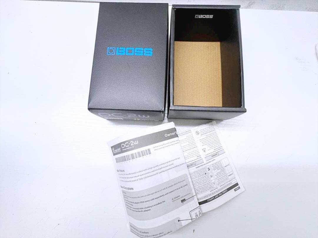 動作品　美品　BOSS　DC-2W　ボス　コーラス　エフェクター