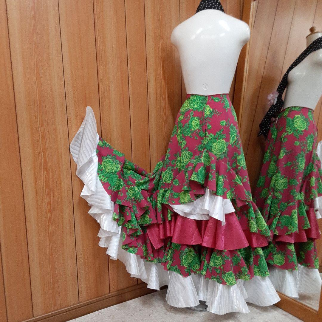 フラメンコ衣装☆ファルダのみ　サテンフリルとジャガード生地が華やかさを加えます♡