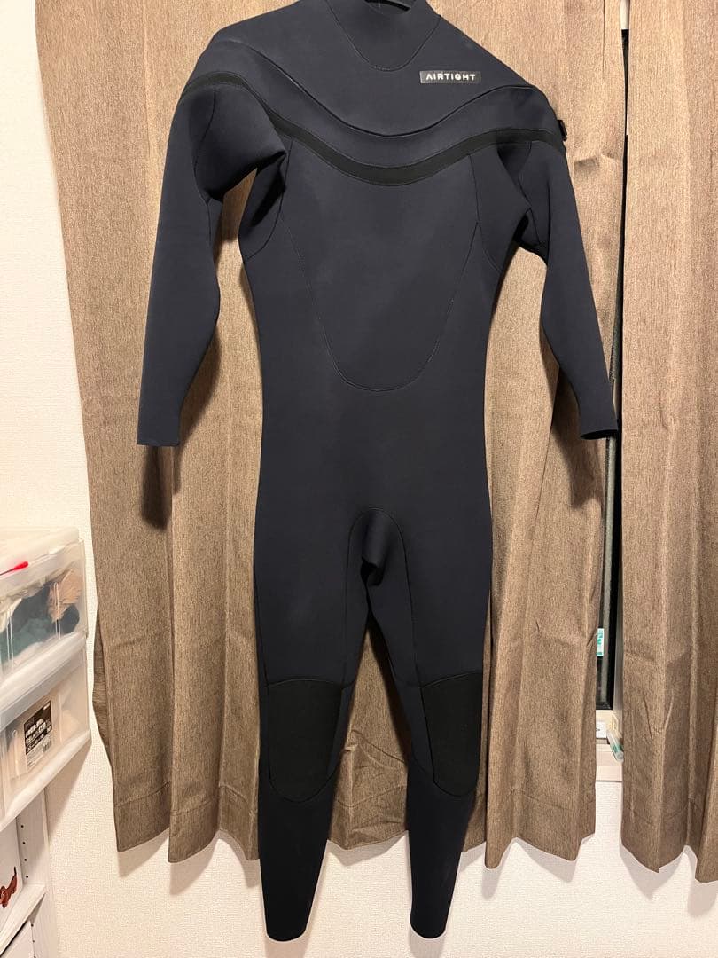 AIRTIGHT ブラック ライトフルスーツ