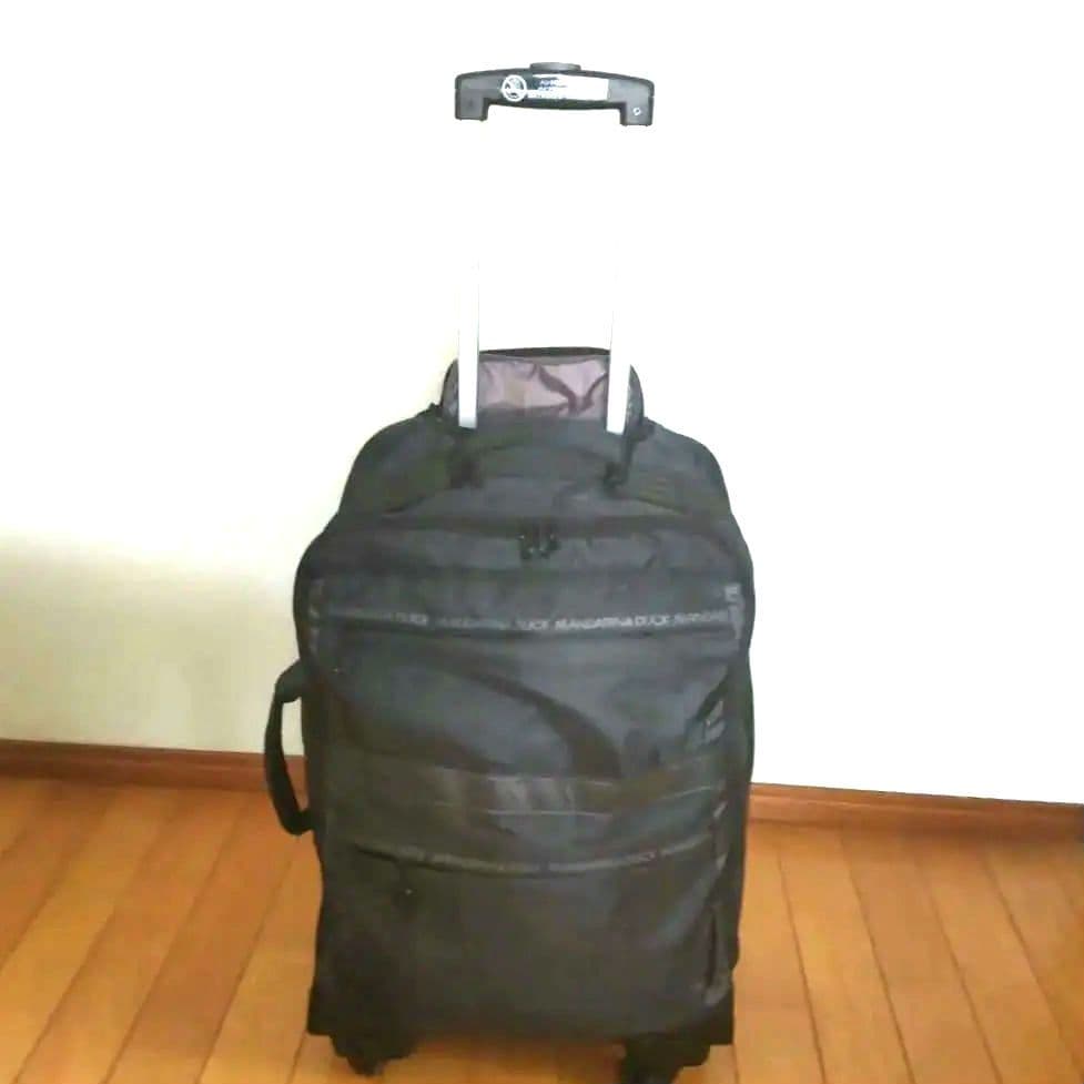 MANDARINA DUCK ソフトキャリーバッグ 色マリンブルー、4輪タイプ