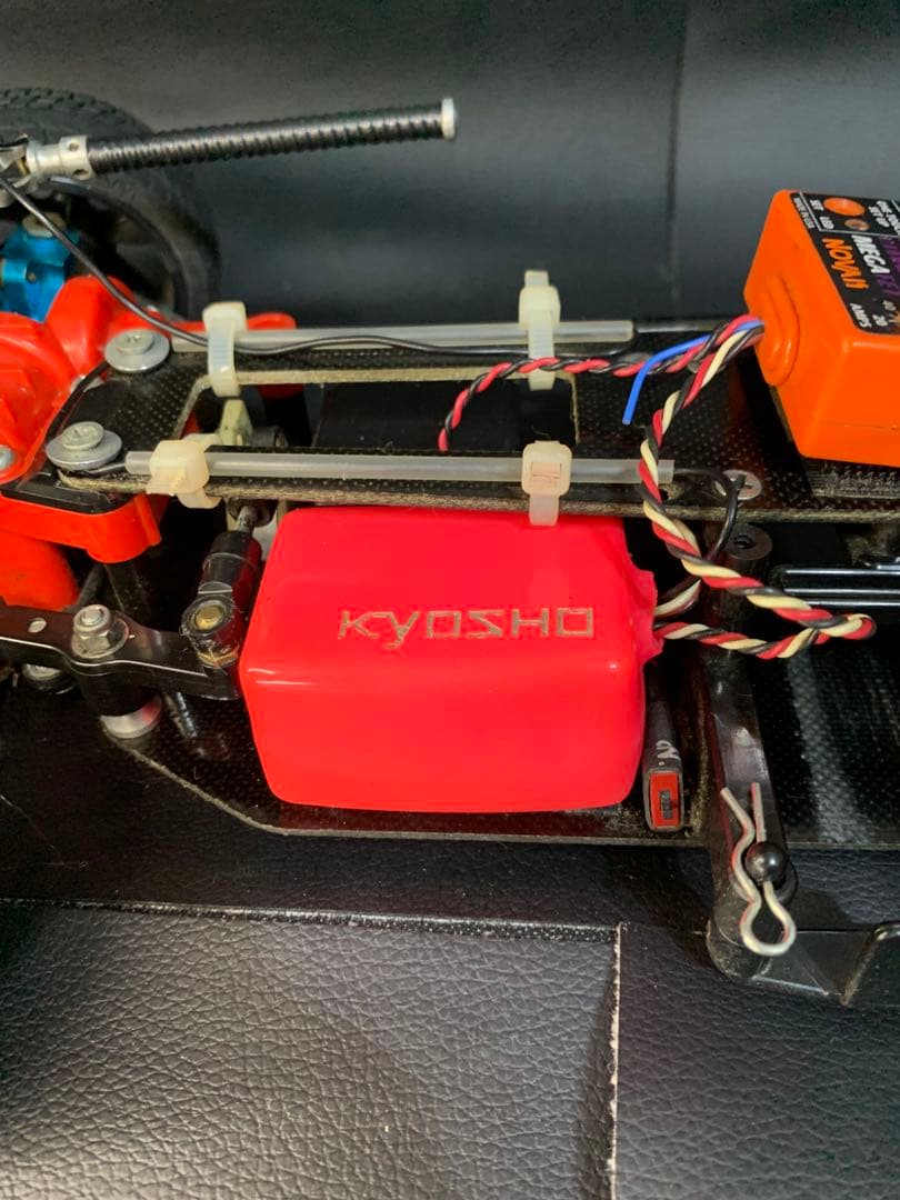 TA02 シャーシ　コントローラー　カバー