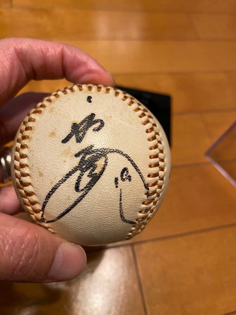 長嶋、王、張本、小林の直筆サインボール透明ケース付き