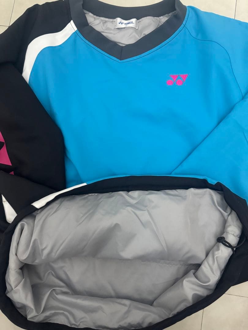 ヨネックスYONEX中綿　ウィンドブレーカー　アウターS