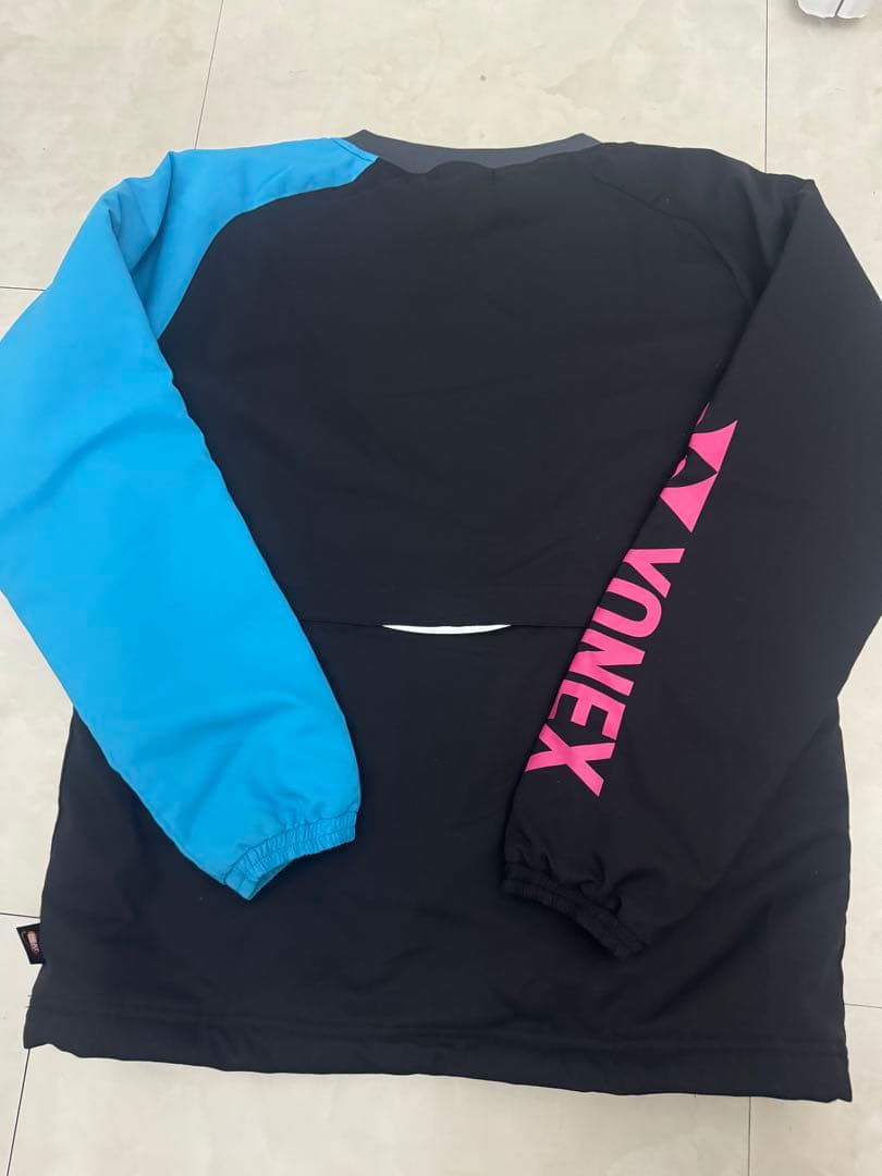 ヨネックスYONEX中綿　ウィンドブレーカー　アウターS