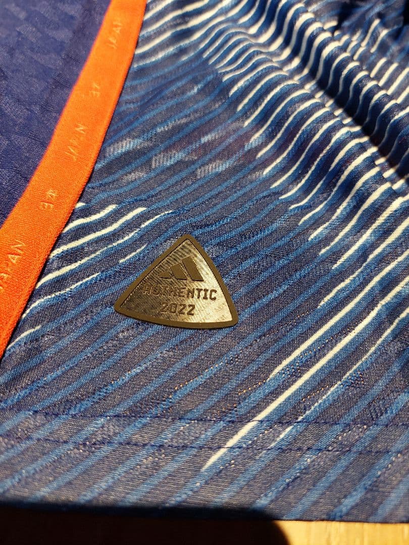 サッカー日本代表　オーセンティックユニフォーム　堂安律選手#8 Lサイズ