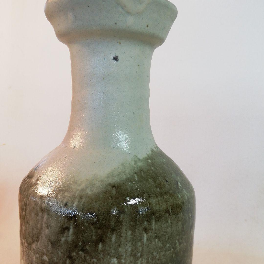 須藤武雄作、白黒掛合花瓶、