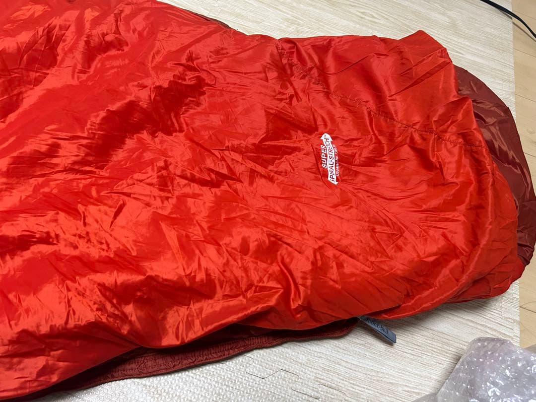 モンベル シュラフ　寝袋 シームレスバロウバッグ #1 右ジップ