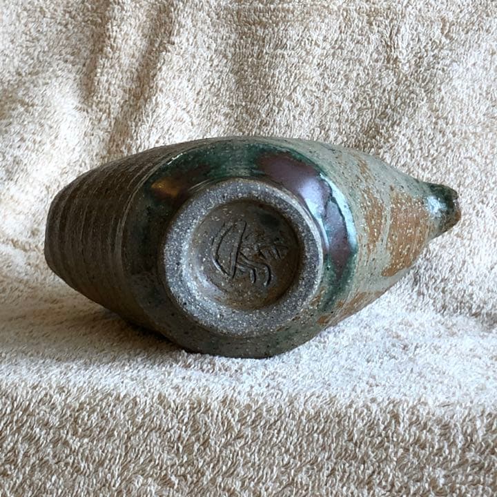 陶芸作品　取手付き酒器(1点もの)　作家:「哲瓶」