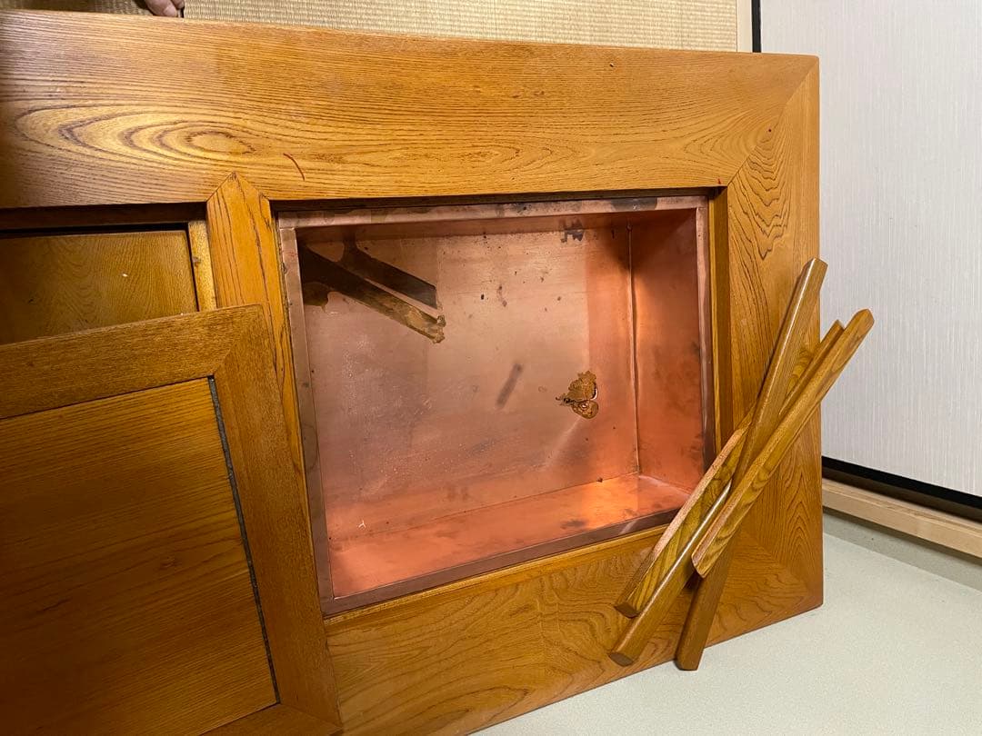 囲炉裏　囲炉裏テーブル　長火鉢　火鉢　囲炉裏座卓