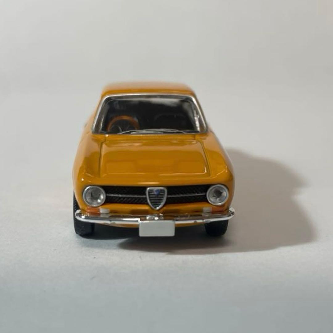 トミカリミテッドヴィンテージ LV-156aアルファロメオGT1600 ジュニア