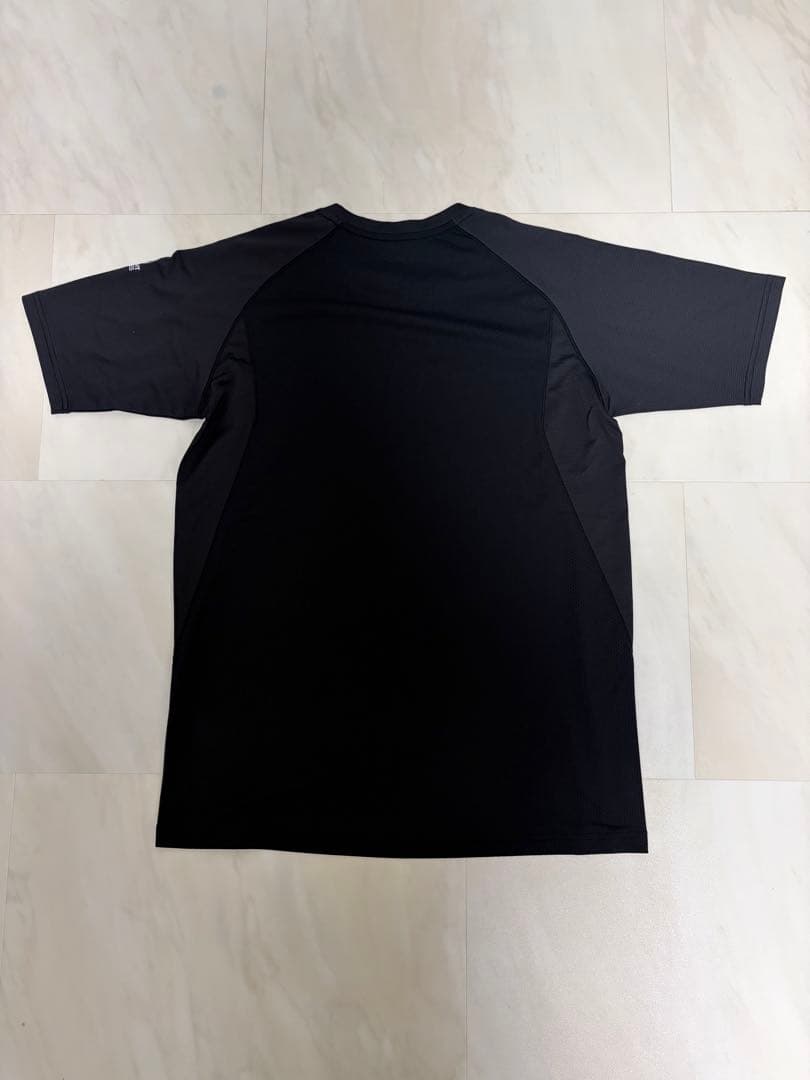 【新品】ベターザンネイキッドクルー　Tシャツ M