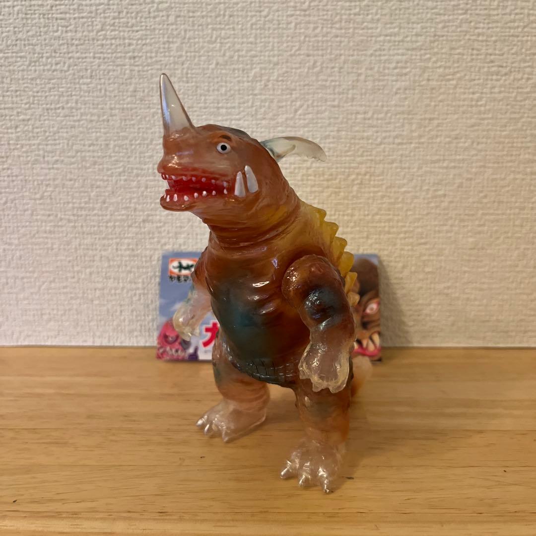 ヤモマーク ネロンガ クリア成型