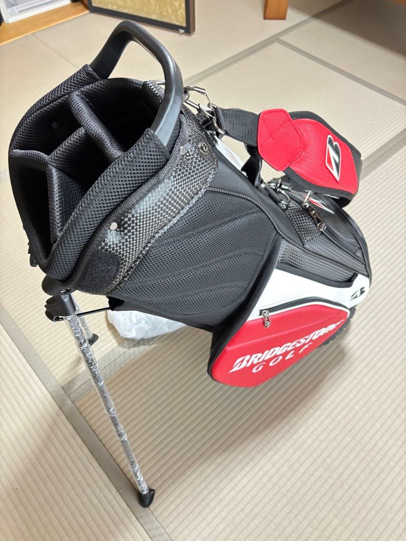 BRIDGESTONE ツアースタンドモデル　キャディバッグ9.5型　3.7kg