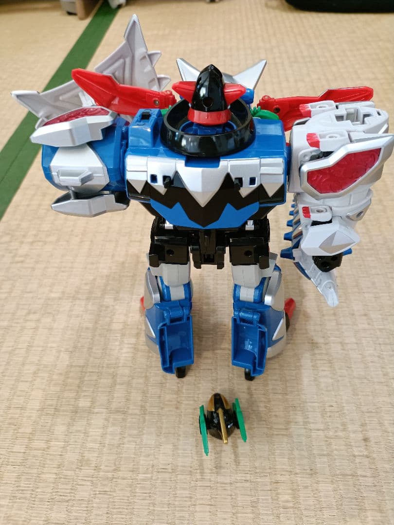 爆竜戦隊アバレンジャー 海外版爆竜合体DXバクレンオー（ブリザードフォース）