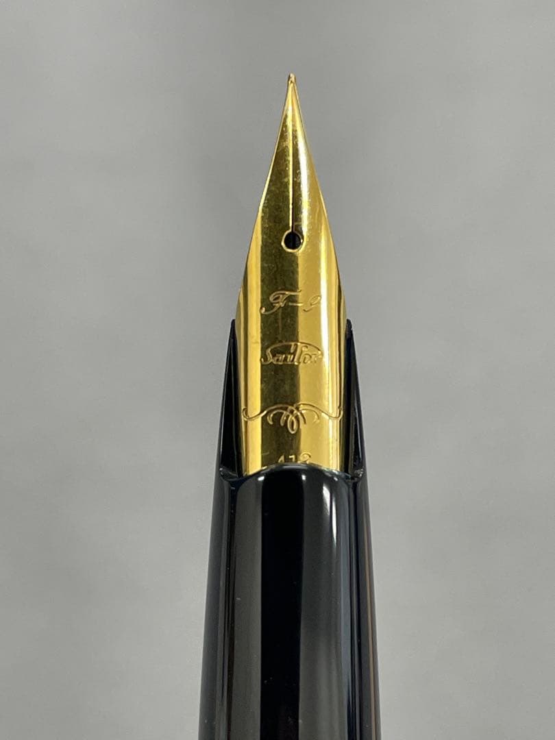 セーラー万年筆　デスクペン2000 14k　４本、1000　4本、パイロット1本