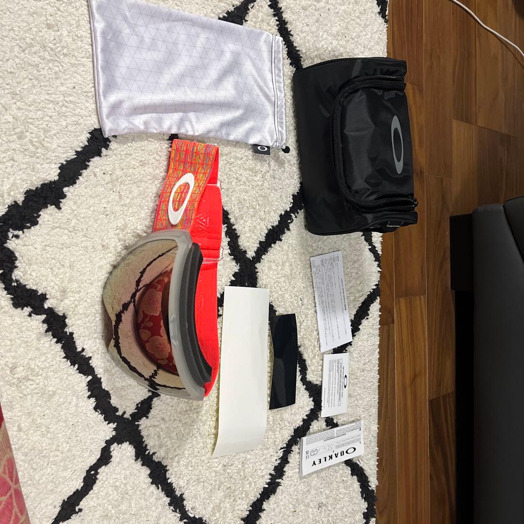 Oakley スキー・スノーボード　ゴーグル　値下げ可能　新品未使用