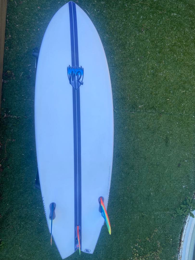 中古サーフボード　LOST 　 カリフォルニア ツイン　MRフィン付き