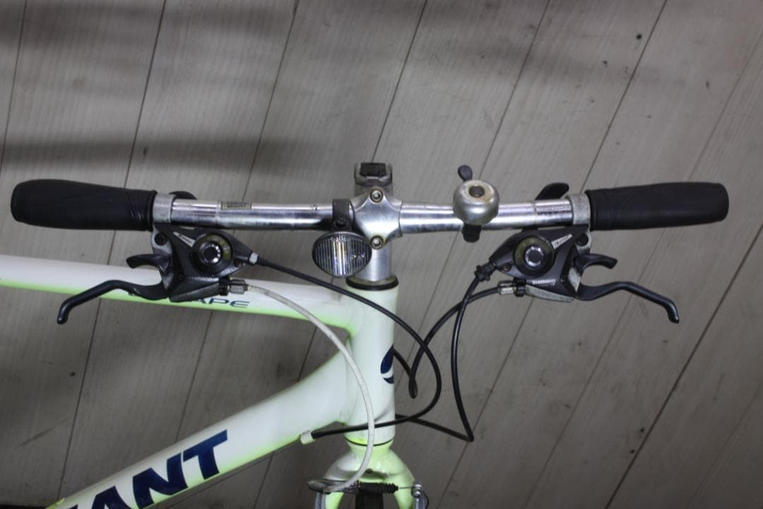 T*A様 GIANT ESCAPE R3 700C アルミ 24速 470mm