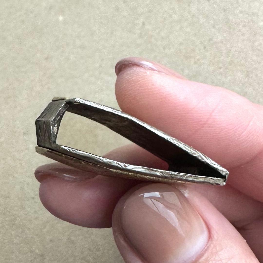 【eee】日本刀装具　金着せ　菊波紋様　二重鎺　ばばき